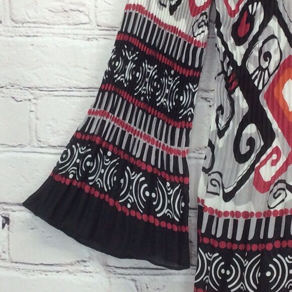 Nicola Tunic Women’s Sz M Geometric Multicolor Bell Sleeves Pleated Keyhole Neck - Picture 6 of 9